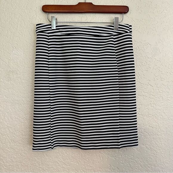 41 Hawthorne Black Striped Pencil Skirt Size Medium‎ - Picture 10 of 14
